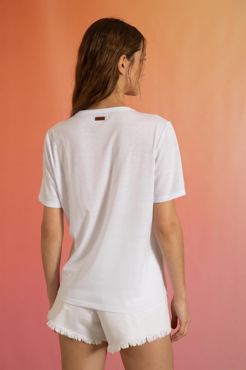 Remera What