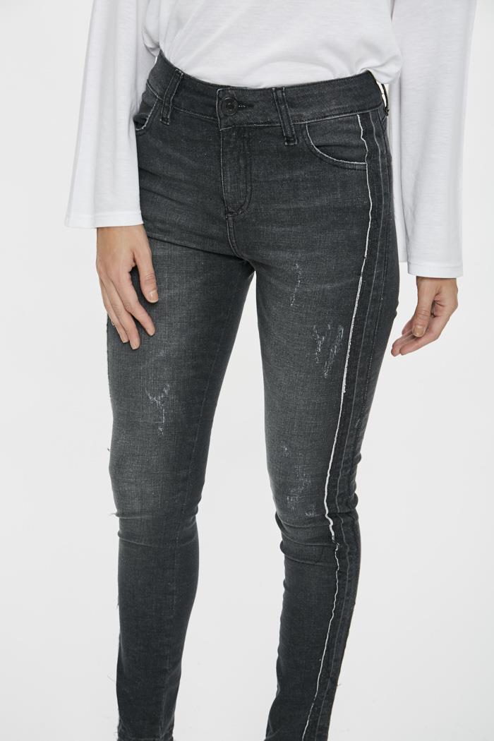 JEAN WASABI